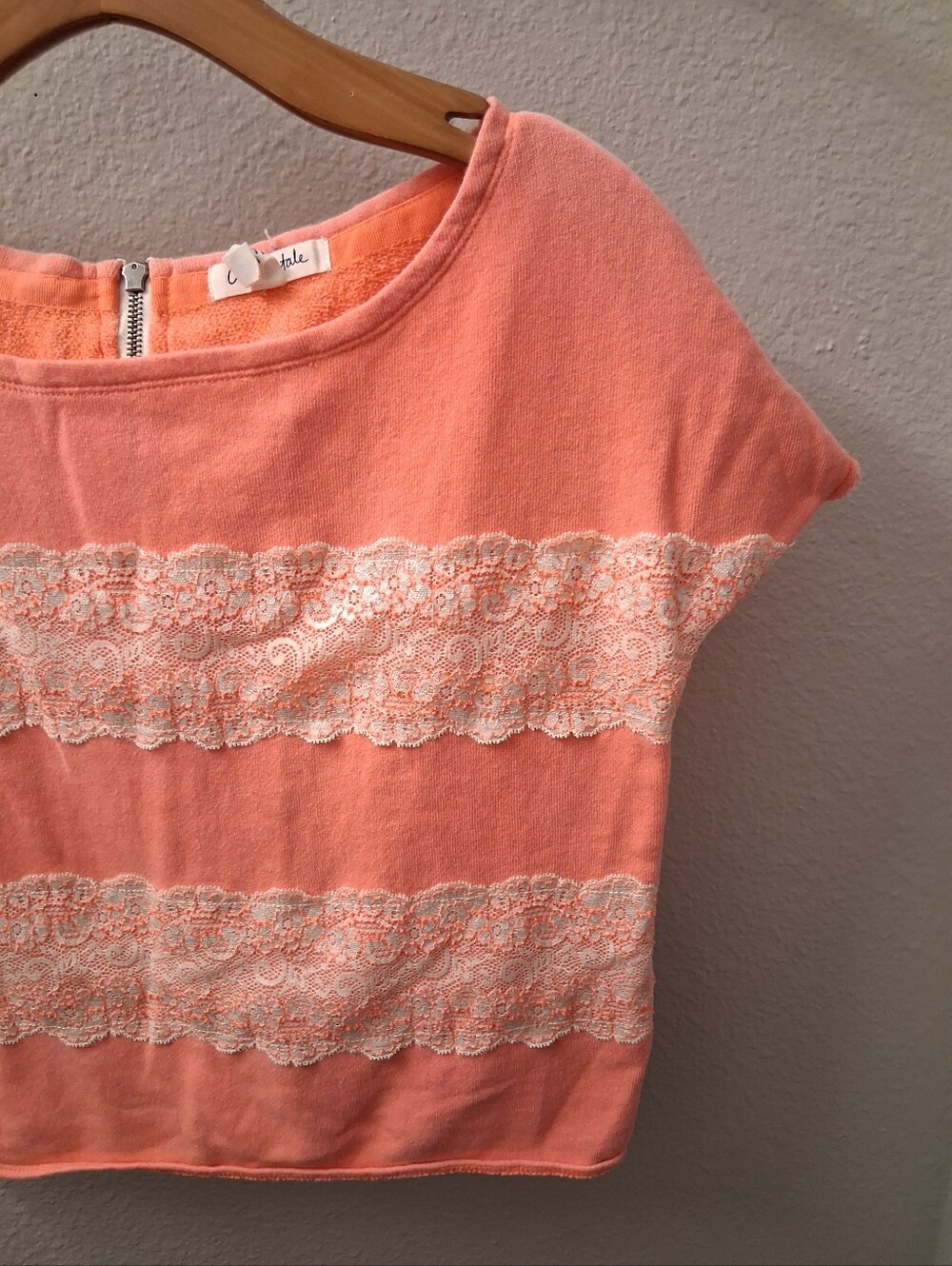 Aeropostale Coral And Lace Sweater Blouse Juniors Small